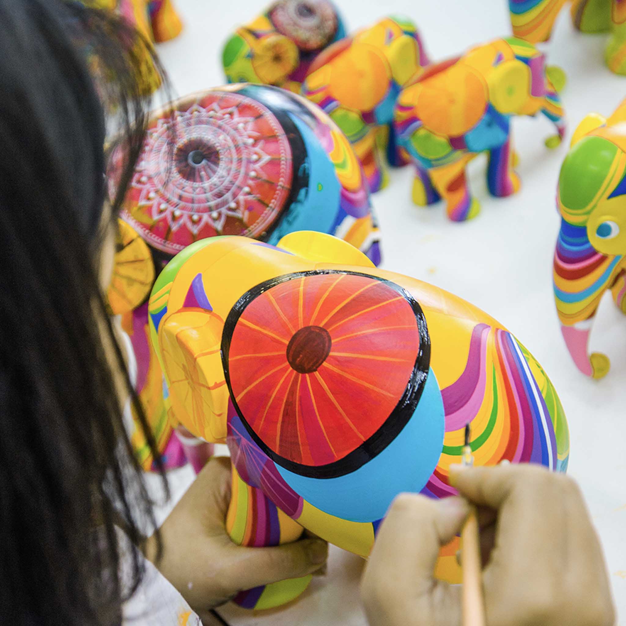 Colours of Chiang Mai 20 cm Elephant Parade - Onlylux