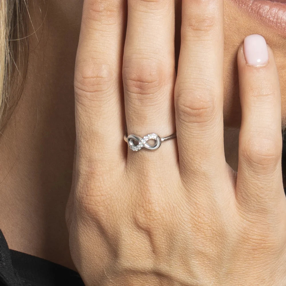 Anello donna in acciaio con infinito e zirconi bianchi taglia M - Luca Barra