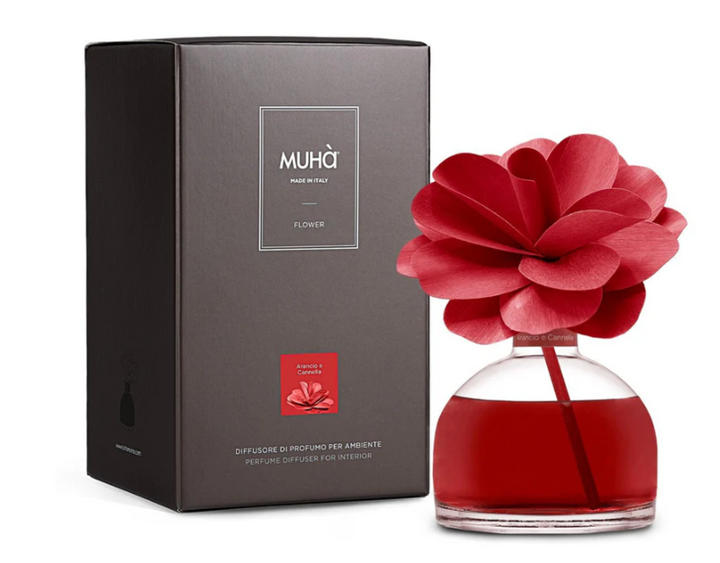 MUHA' | Profumatore per ambienti Camelia Diffuser, Fragranza Arancio e Cannella, Diffusore Ambiente con Fiore in Legno di Betulla in vari formati