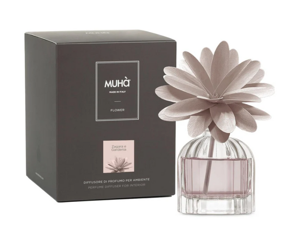 MUHA' | Profumatore per ambienti Flower Diffuser, Fragranza Zagaria e Gardenia, Diffusore Ambiente con Fiore in Legno di Betulla in vari formati