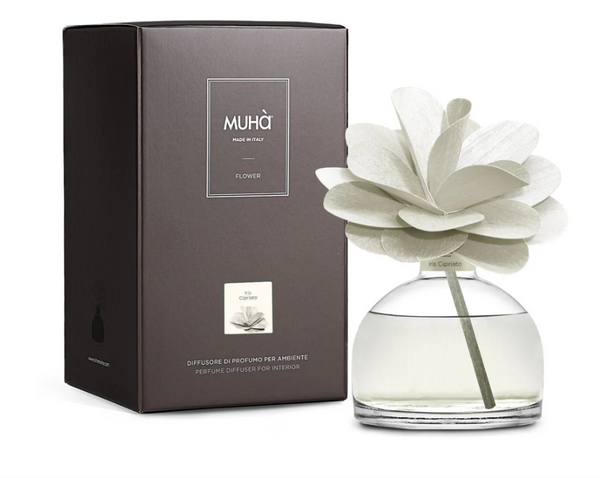 MUHA' | Profumatore per ambienti Camelia Diffuser, Fragranza Iris Cipriato, Diffusore Ambiente con Fiore in Legno di Betulla, Formati vari